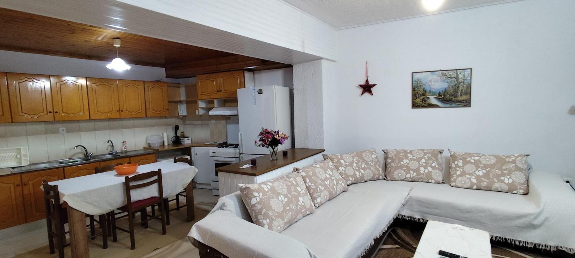 Ευρύχωρο Και Άνετο Διαμέρισμα Στην Ιτέα Joanna'S Apartment Kirra Ngoại thất bức ảnh
