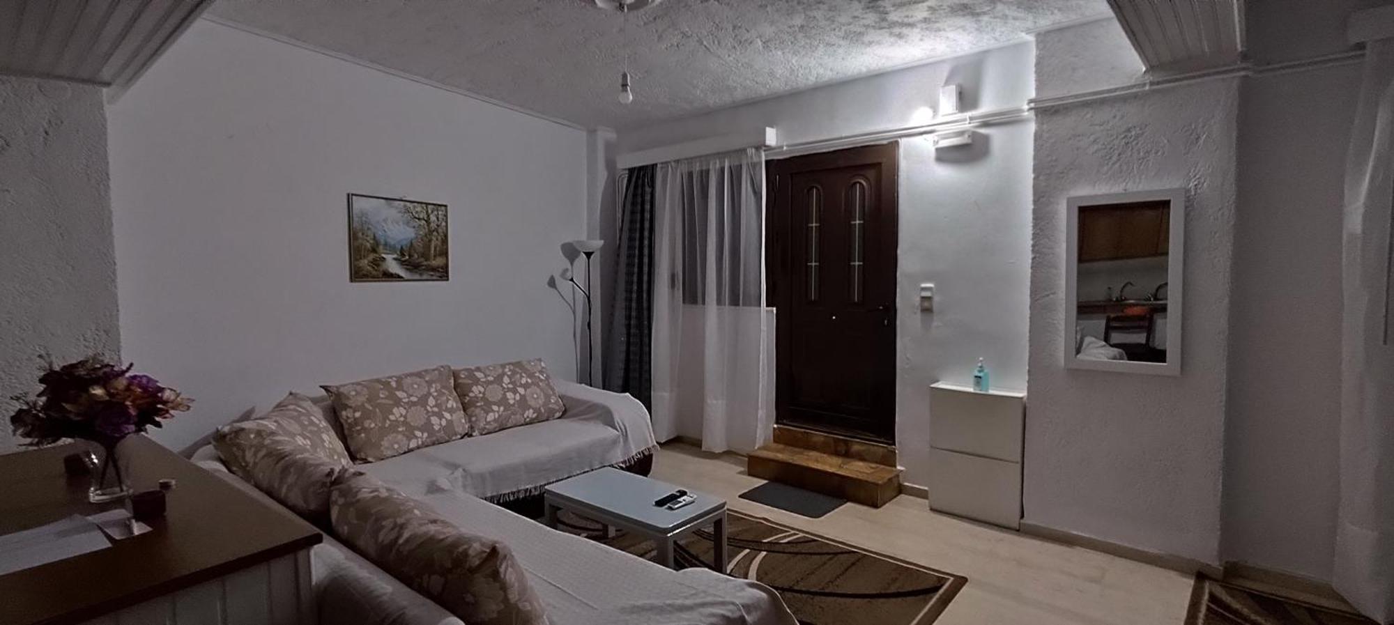 Ευρύχωρο Και Άνετο Διαμέρισμα Στην Ιτέα Joanna'S Apartment Kirra Ngoại thất bức ảnh