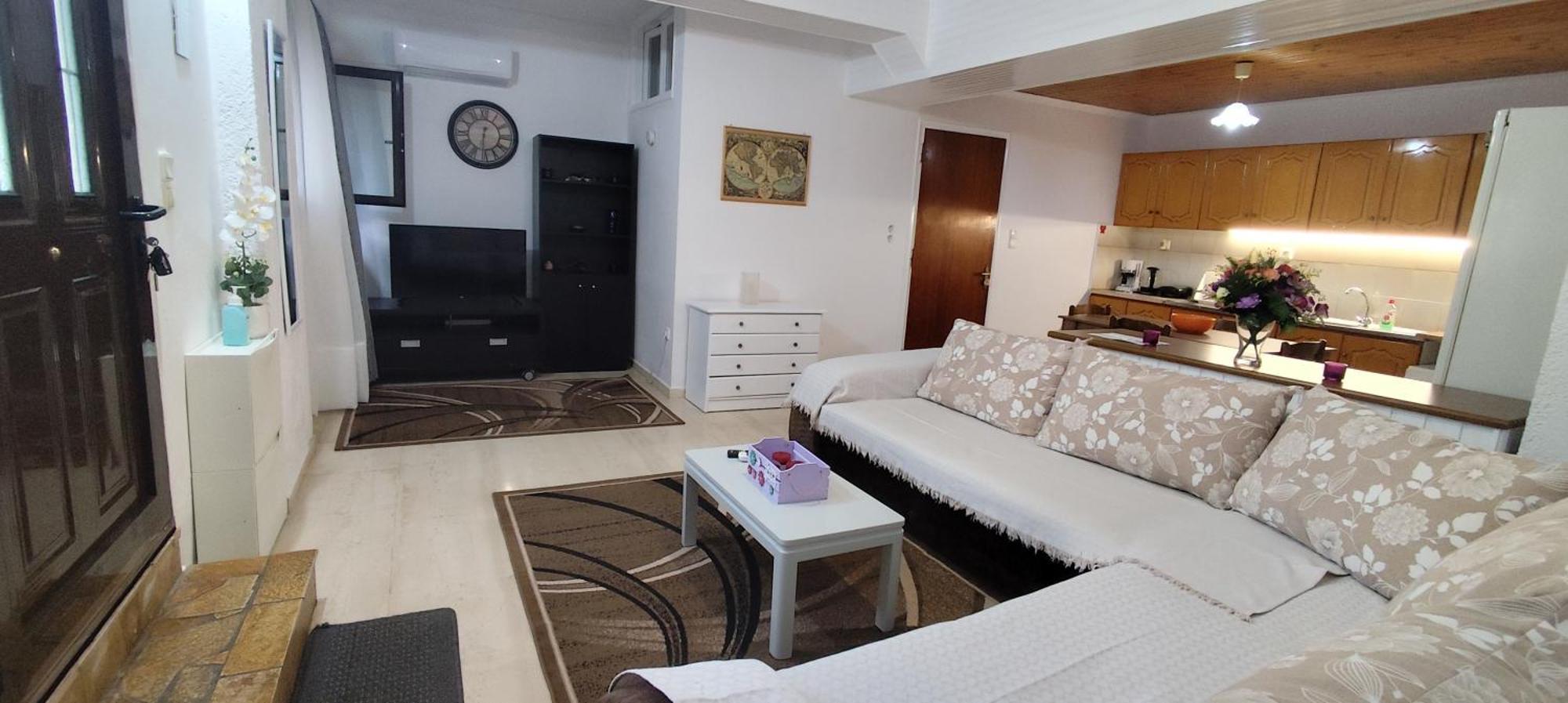 Ευρύχωρο Και Άνετο Διαμέρισμα Στην Ιτέα Joanna'S Apartment Kirra Ngoại thất bức ảnh